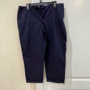 Crown and Ivy capri pants 10